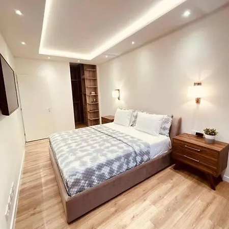 Azure וילה פאלאסה